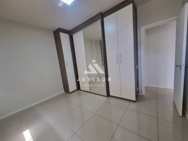 Apartamento à venda com 3 quartos, 86m² - Foto 15