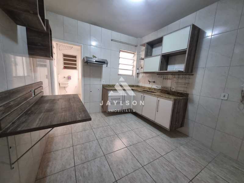 Apartamento à venda com 3 quartos, 86m² - Foto 26