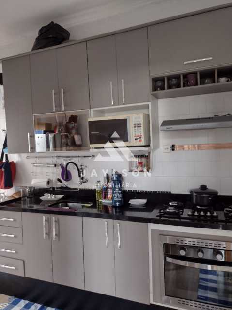 Apartamento à venda com 2 quartos, 64m² - Foto 12