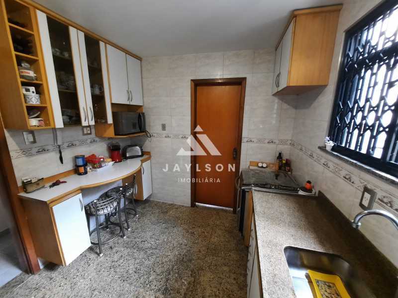 Apartamento à venda com 3 quartos, 99m² - Foto 18