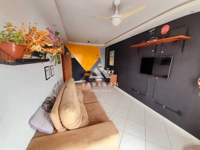 Apartamento à venda com 2 quartos, 82m² - Foto 5