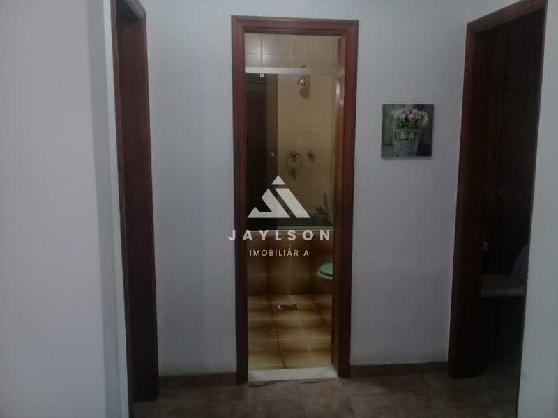 Apartamento à venda com 3 quartos, 100m² - Foto 4