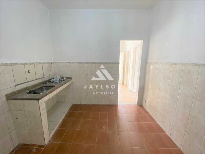 Casa à venda com 2 quartos, 72m² - Foto 23