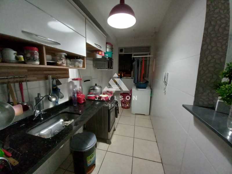 Apartamento à venda com 2 quartos, 54m² - Foto 11