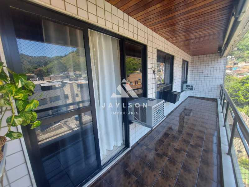 Apartamento à venda com 2 quartos, 74m² - Foto 2