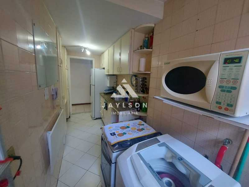 Apartamento à venda com 2 quartos, 74m² - Foto 13