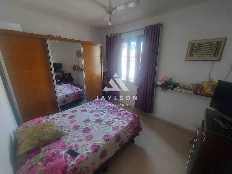 Casa de Vila à venda com 3 quartos, 186m² - Foto 9