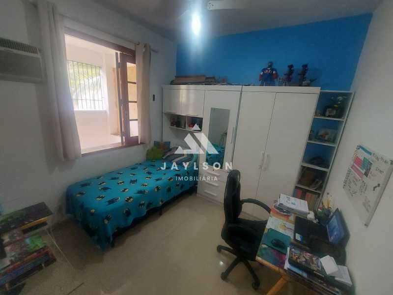 Casa de Vila à venda com 3 quartos, 186m² - Foto 11