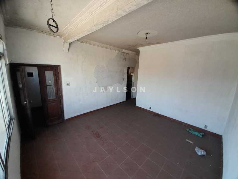 Apartamento à venda com 2 quartos, 70m² - Foto 11