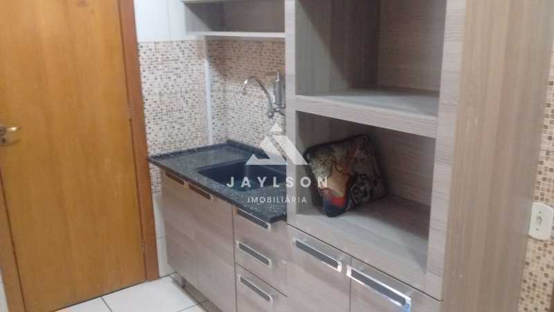 Apartamento à venda com 2 quartos, 77m² - Foto 11