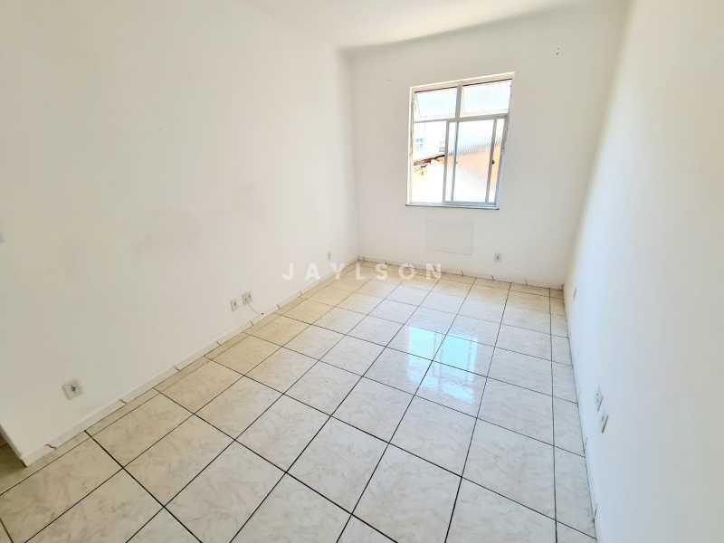 Apartamento à venda com 2 quartos, 67m² - Foto 3