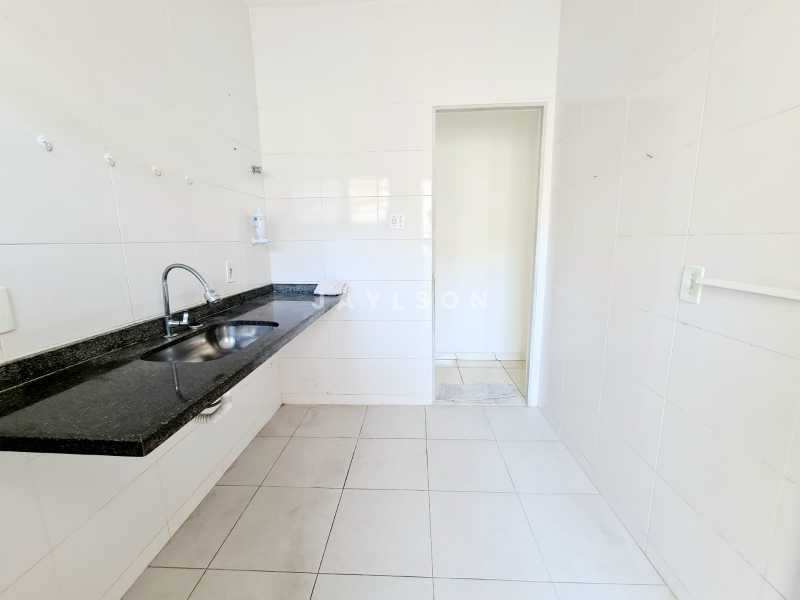 Apartamento à venda com 2 quartos, 67m² - Foto 12