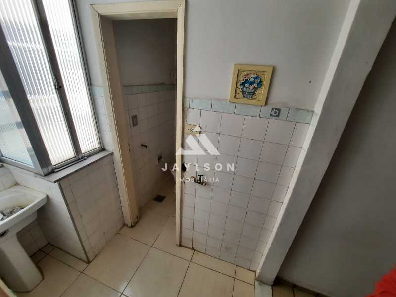 Apartamento à venda com 2 quartos, 61m² - Foto 18