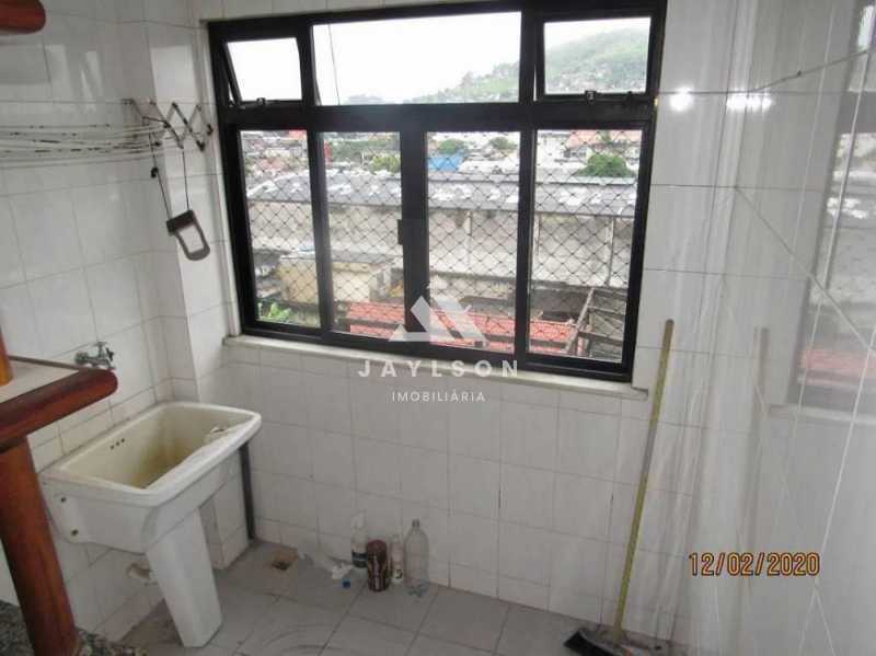 Apartamento à venda com 2 quartos, 68m² - Foto 9