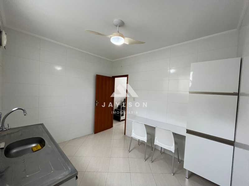 Casa à venda com 4 quartos, 156m² - Foto 15