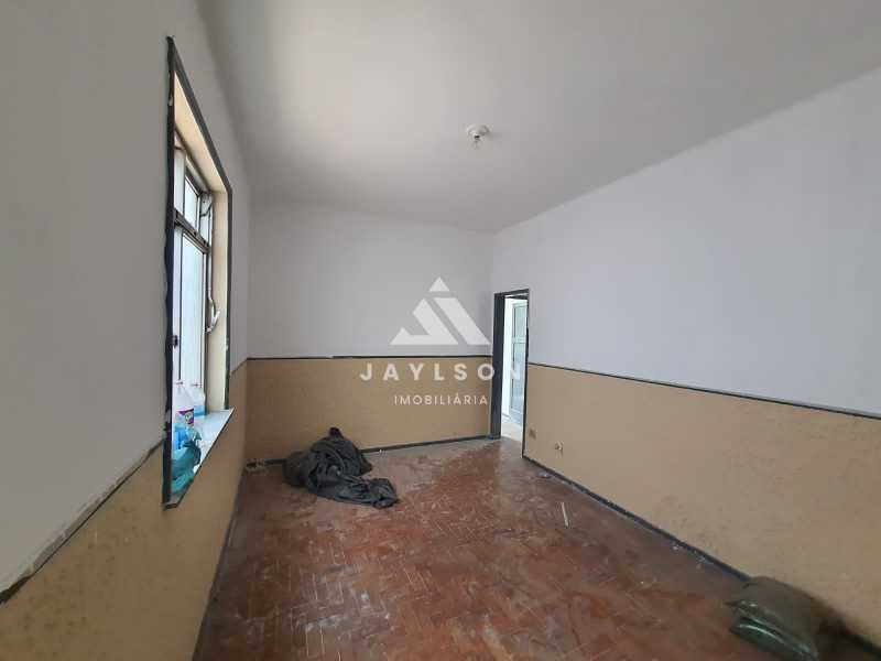 Apartamento à venda com 2 quartos, 74m² - Foto 2