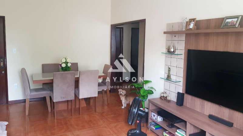 Apartamento à venda com 2 quartos, 60m² - Foto 2