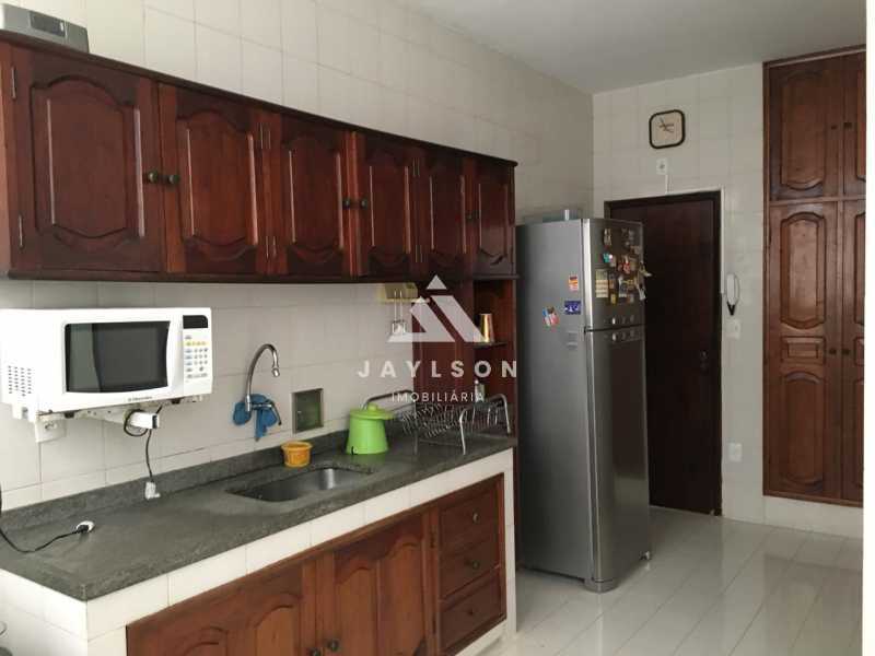 Apartamento à venda com 2 quartos, 60m² - Foto 15