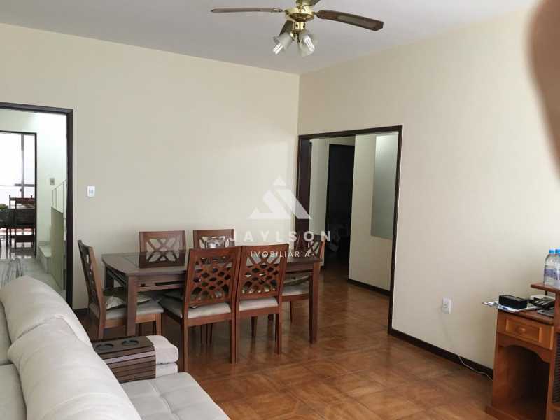 Apartamento à venda com 2 quartos, 60m² - Foto 19