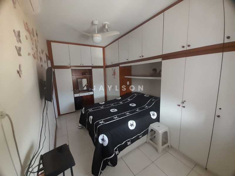 Apartamento à venda com 2 quartos, 80m² - Foto 5