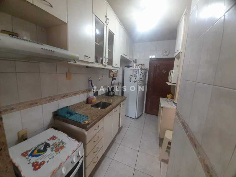 Apartamento à venda com 2 quartos, 80m² - Foto 12