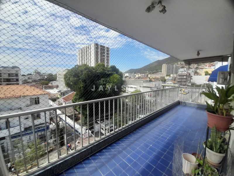 Apartamento à venda com 2 quartos, 80m² - Foto 19