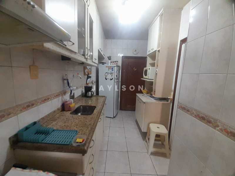 Apartamento à venda com 2 quartos, 80m² - Foto 14