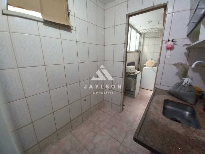 Apartamento à venda com 2 quartos, 48m² - Foto 12