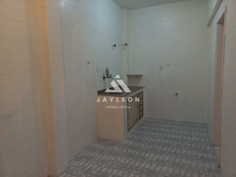 Apartamento à venda com 2 quartos, 63m² - Foto 19