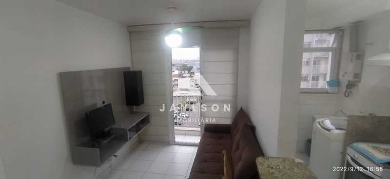 Apartamento à venda com 2 quartos, 48m² - Foto 23