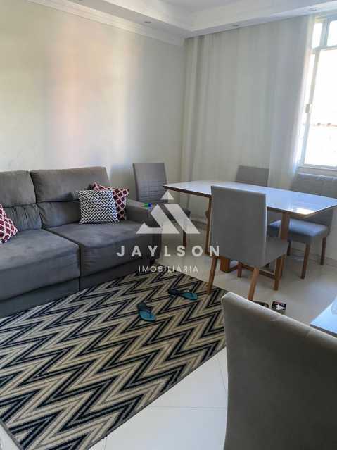 Apartamento à venda com 3 quartos, 90m² - Foto 1