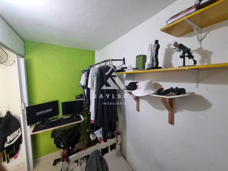 Apartamento à venda com 4 quartos, 64m² - Foto 17