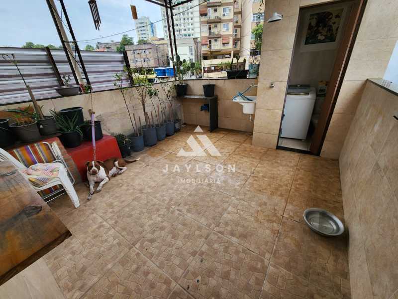 Casa de Vila à venda e aluguel com 1 quarto, 75m² - Foto 11