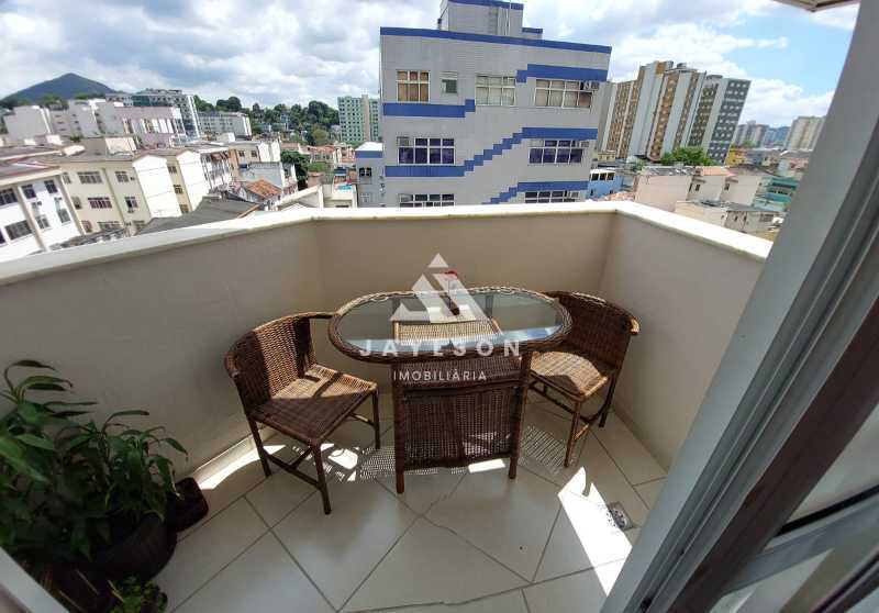 Apartamento à venda com 3 quartos, 79m² - Foto 15