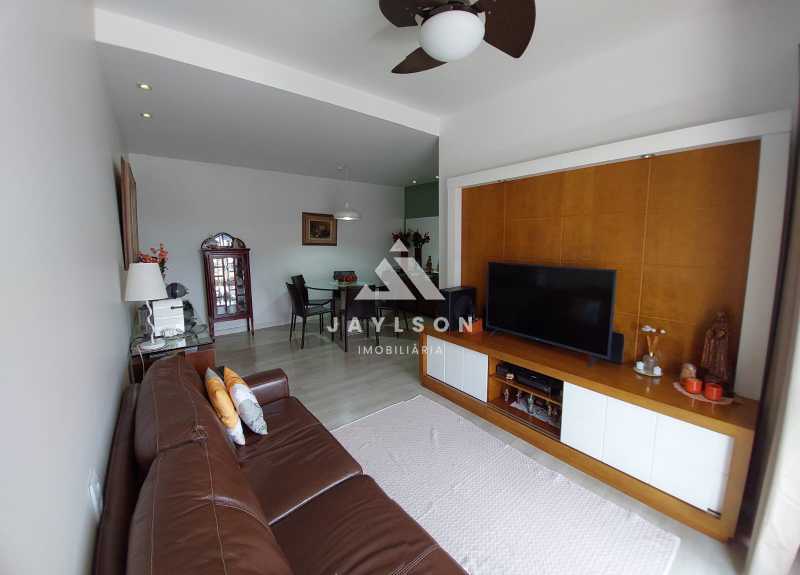 Apartamento à venda com 3 quartos, 79m² - Foto 1