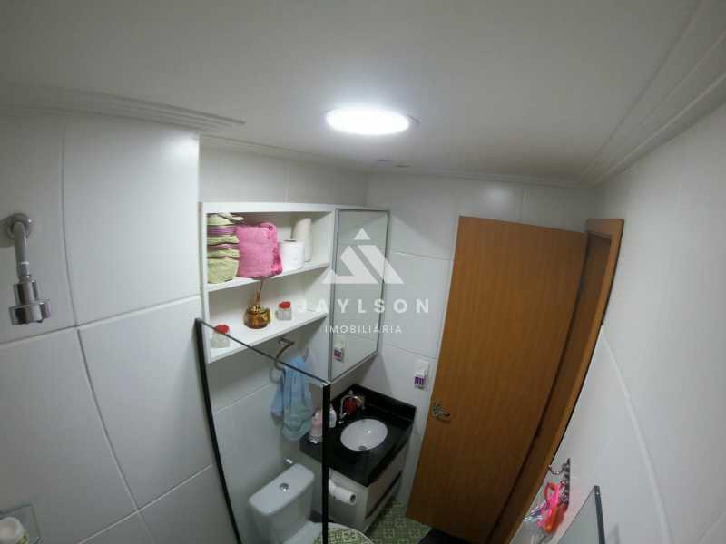 Apartamento à venda com 2 quartos, 55m² - Foto 16