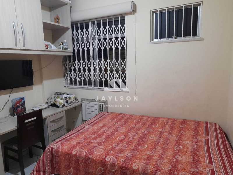 Apartamento à venda com 2 quartos, 72m² - Foto 3