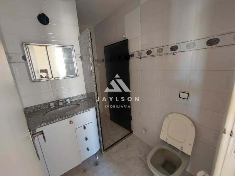 Apartamento à venda com 2 quartos, 64m² - Foto 17