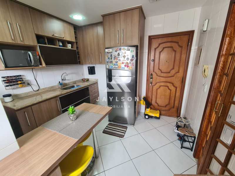 Apartamento à venda com 2 quartos, 71m² - Foto 8