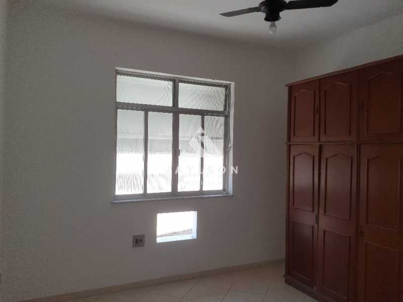 Apartamento à venda com 2 quartos, 65m² - Foto 14