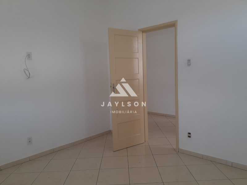 Apartamento à venda com 2 quartos, 65m² - Foto 13