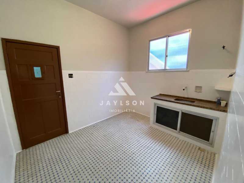 Casa à venda com 3 quartos, 130m² - Foto 29