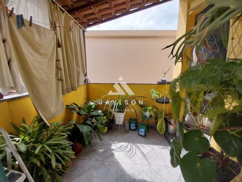 Casa de Vila à venda com 4 quartos, 120m² - Foto 17