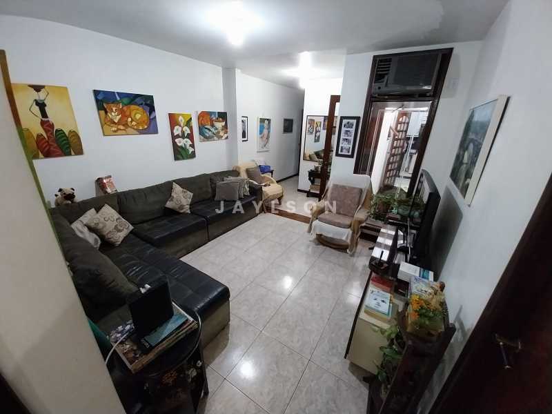 Casa de Vila à venda com 4 quartos, 120m² - Foto 1