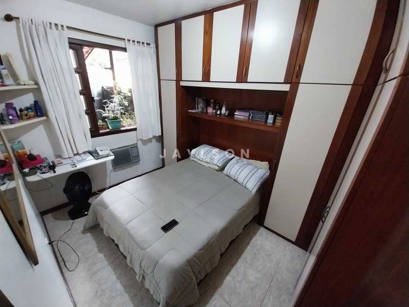 Casa de Vila à venda com 4 quartos, 120m² - Foto 3