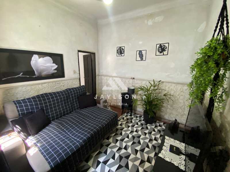 Casa à venda com 2 quartos, 80m² - Foto 9