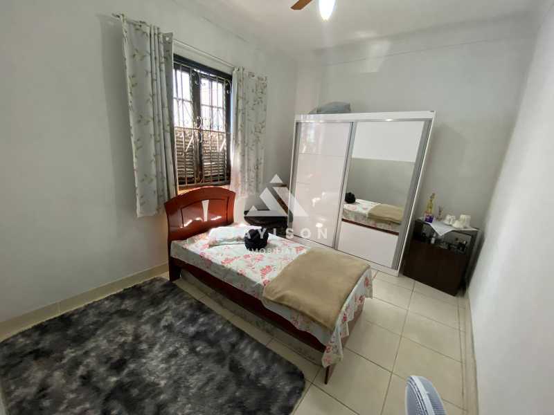 Casa à venda com 2 quartos, 80m² - Foto 11