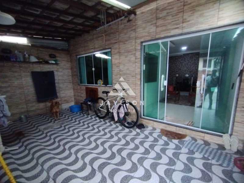 Apartamento à venda com 2 quartos, 56m² - Foto 2