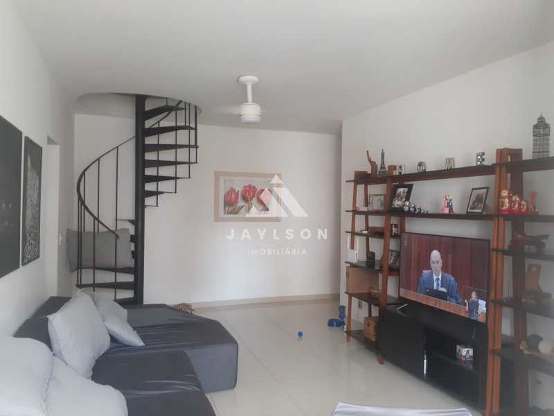 Cobertura à venda com 3 quartos, 109m² - Foto 2