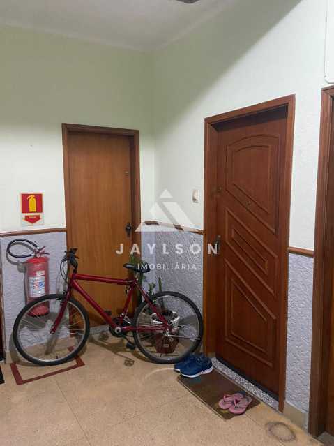 Apartamento à venda com 2 quartos, 60m² - Foto 11